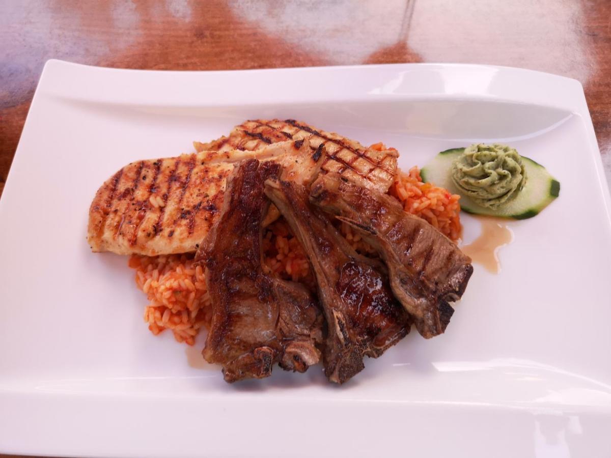 Tuniberg Restaurant Hotel Φράιμπουργκ Εξωτερικό φωτογραφία