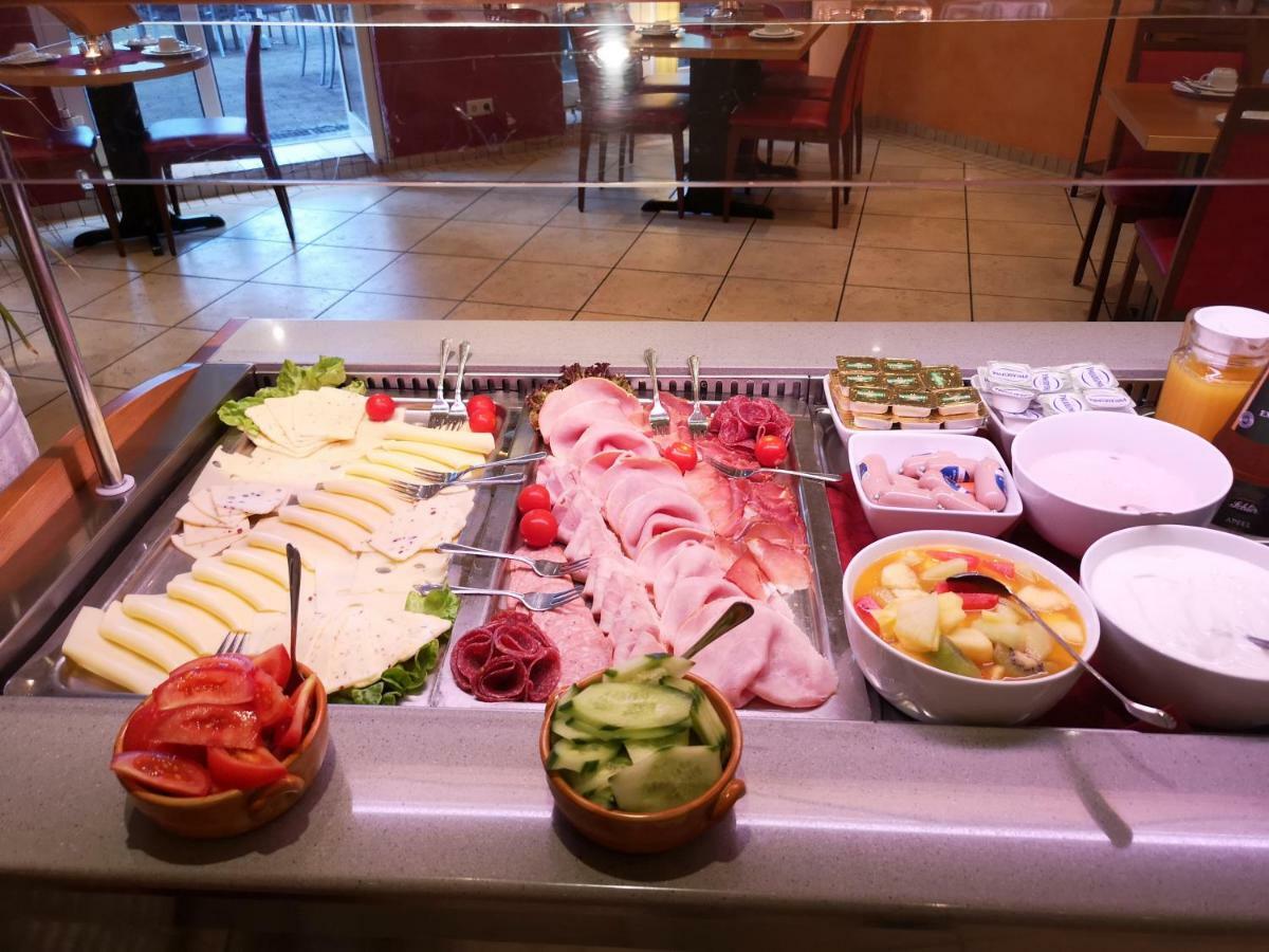 Tuniberg Restaurant Hotel Φράιμπουργκ Εξωτερικό φωτογραφία
